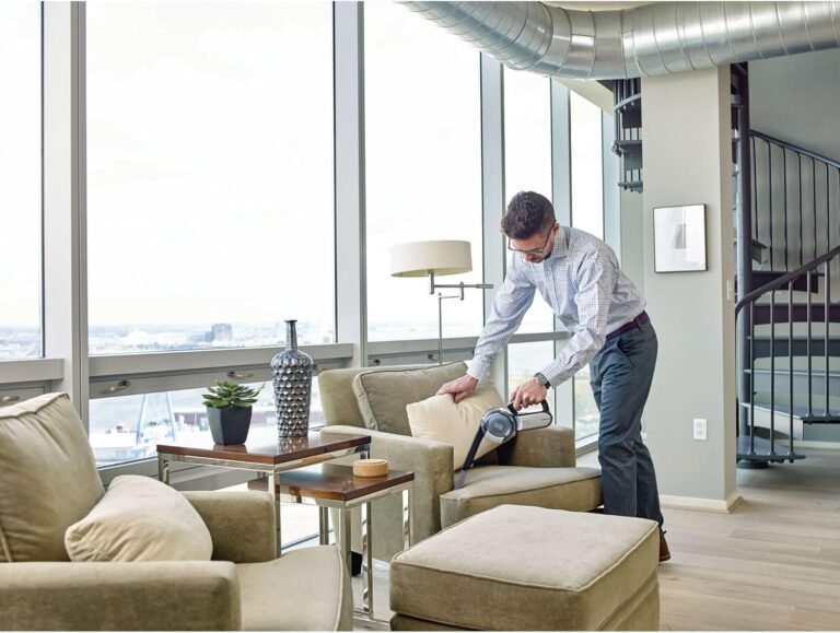 The BLACKDECKER 7 Home Strand